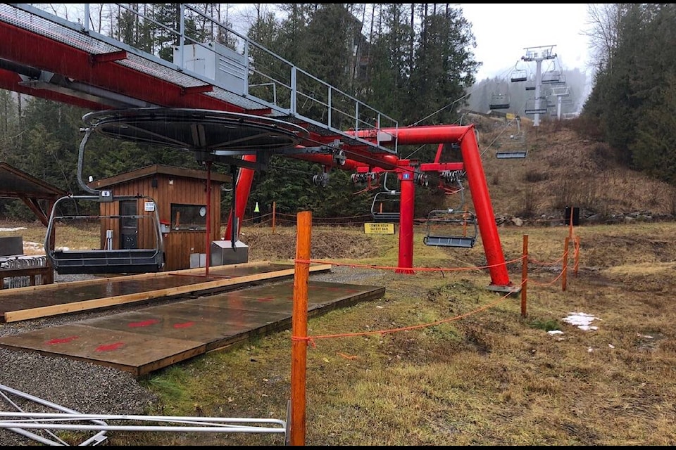 The Elk Chair at the Fernie Alpine Resort on Nov. 30, 2021, just days before the hill is meant to open for the winter season. (Joshua Fischlin/The Free Press)