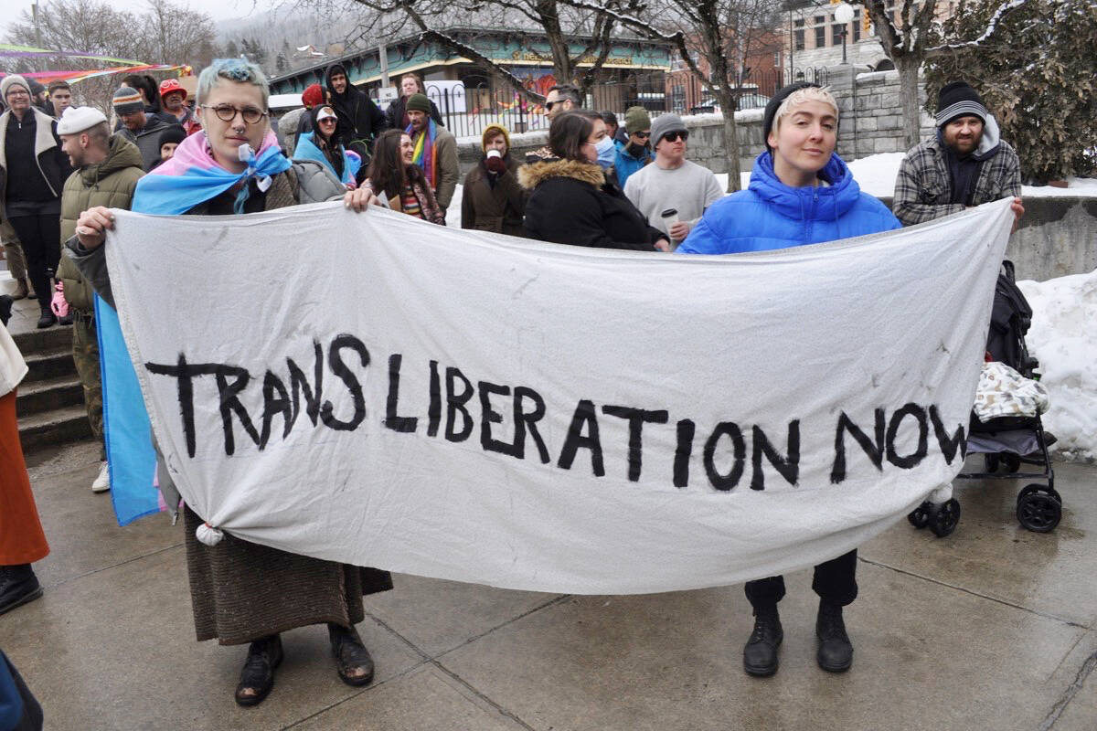 Nelsons 2SLGTBQIA+ supporters showed up in solidarity with drag performers who read stories to children. Saturdays event was peaceful and without incident. Photo: Tyler Harper