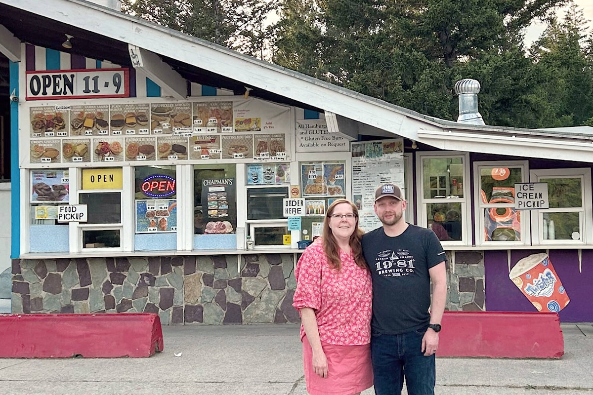 New owners of Elko Dairy Bar continue the tradition - Fernie BC News