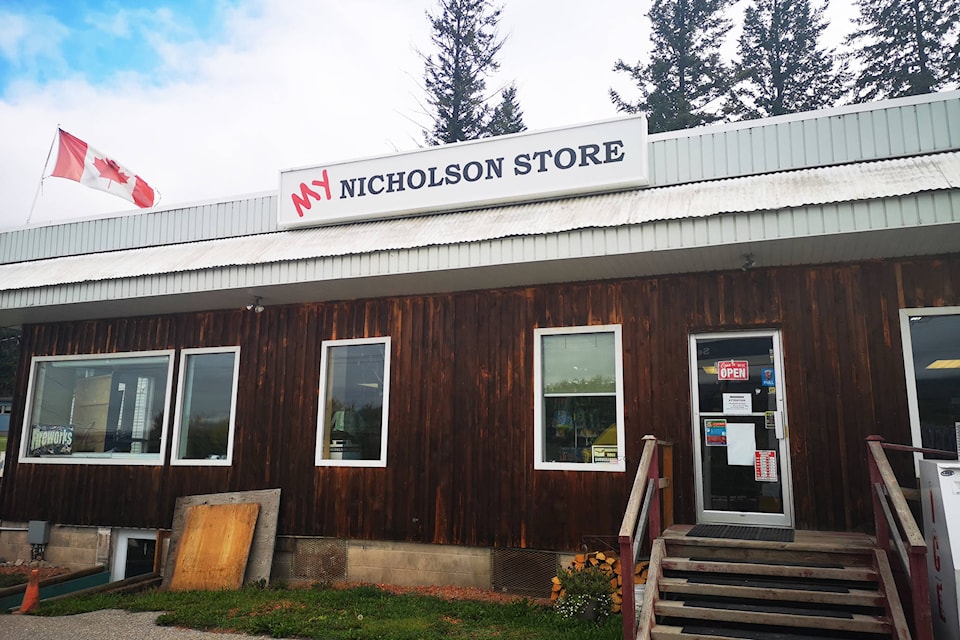 18654201_web1_190926-GOS-business-nicholson-store-web