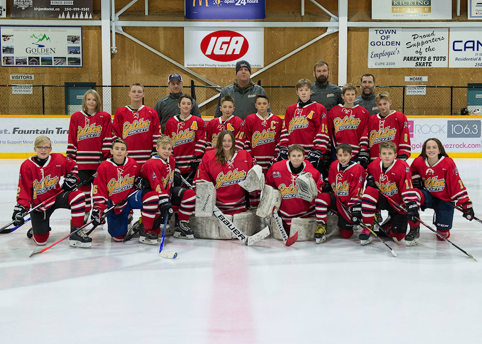 20920612_web1_200312-GOS-peewee-provincials-teamphoto_1