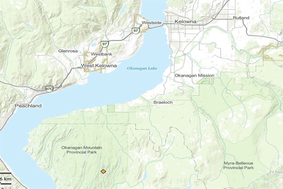 25780420_web1_210715-KCN-Okanagan-Mountain-Fire_1