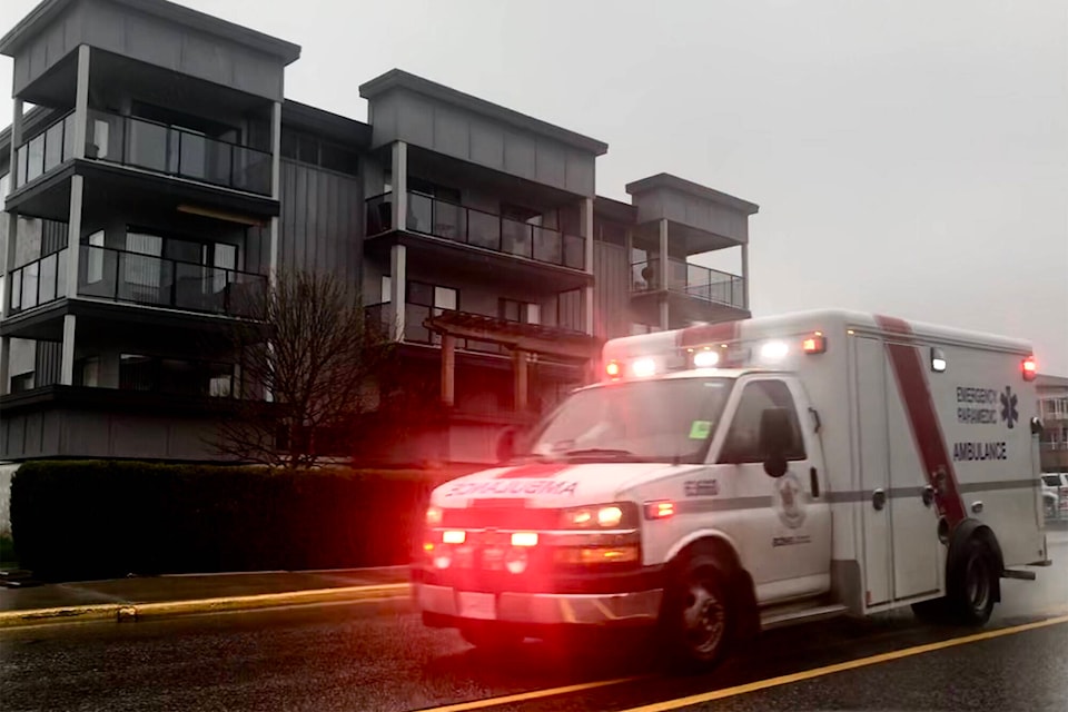 31510992_web1_230112-VMS-wait-for-ambulance-1_1