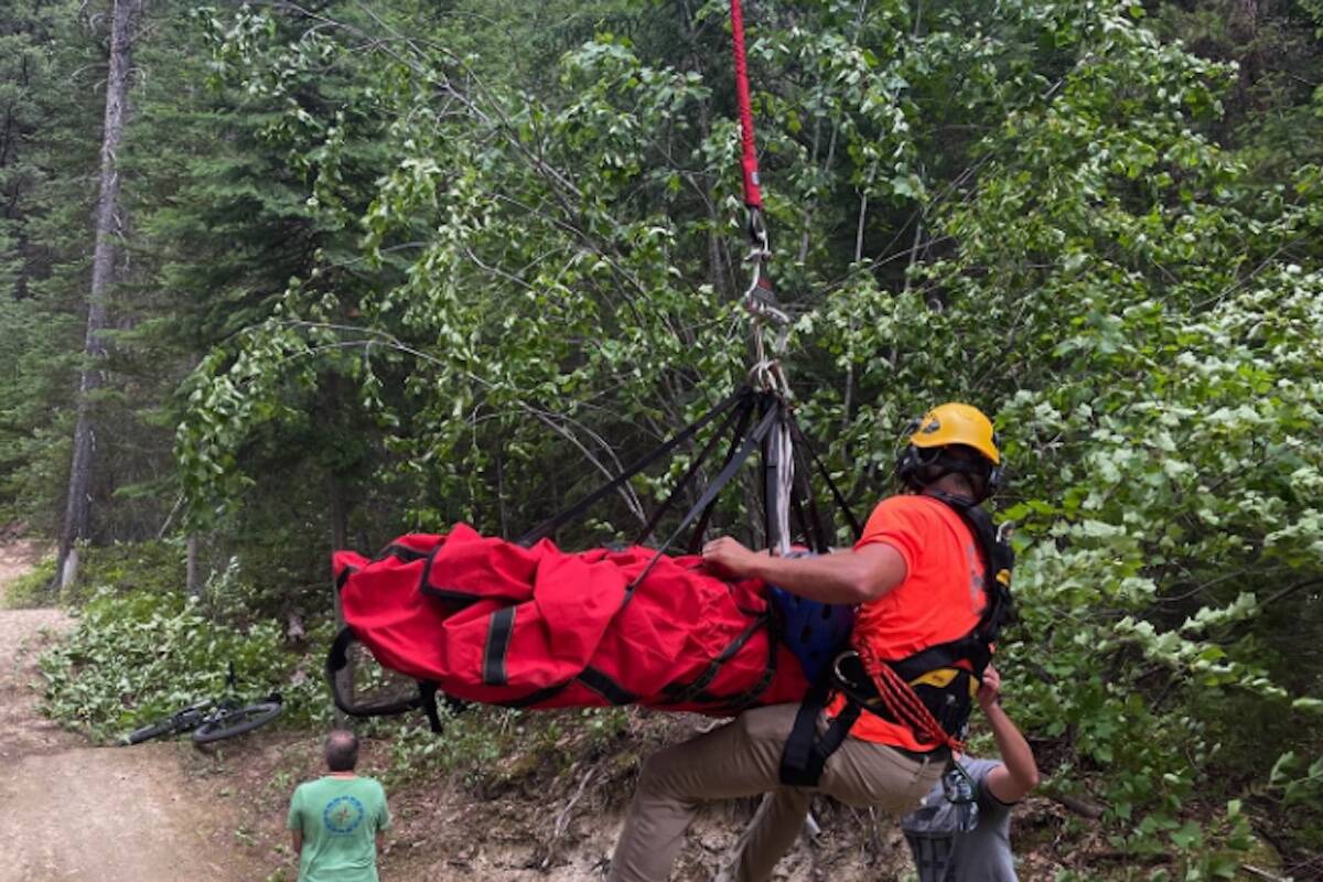 GADSAR came to the aid of injured mountain biker on Hymenoptera. (Facebook)