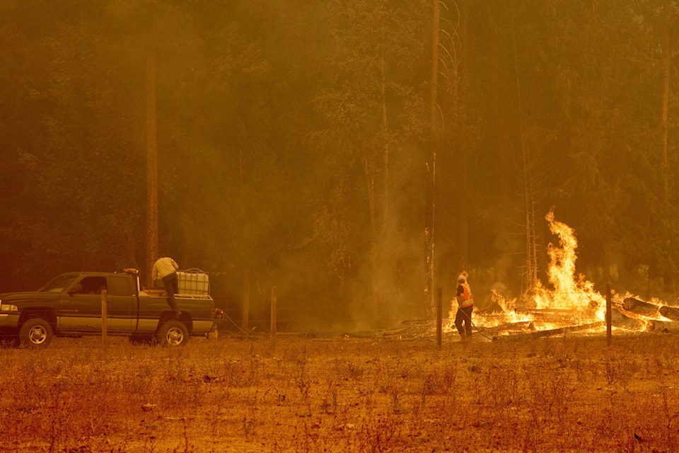 34009373_web1_230929-SAA-Cooperman-Celista-farmers-fire