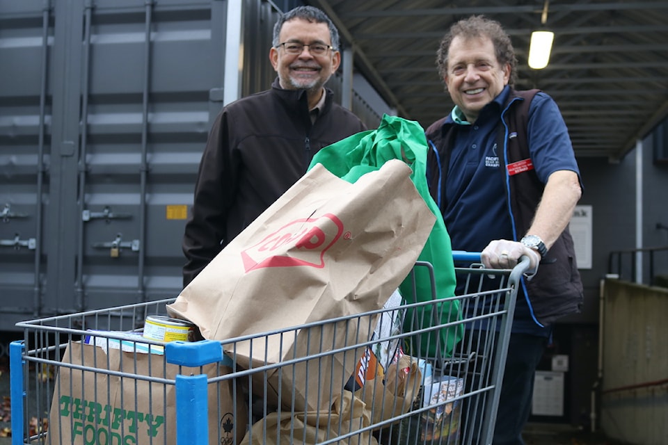 241209jubileecommunitychurchchoirfoodbank4