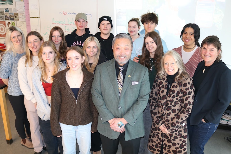 250124royalbaystudentsmayordougkobayashi2