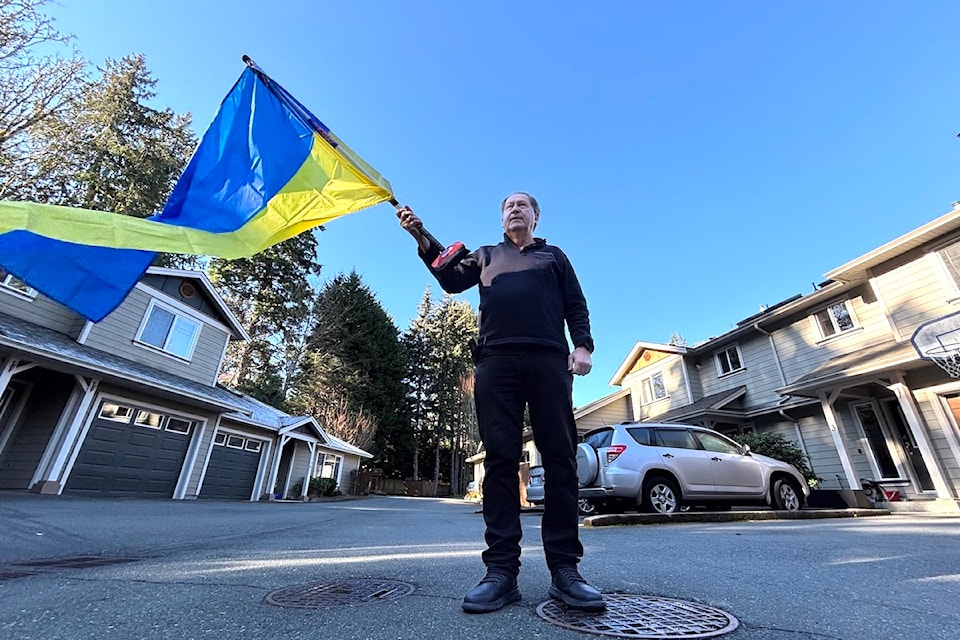250306-don-brown-ukraine-flag-view-royal-2