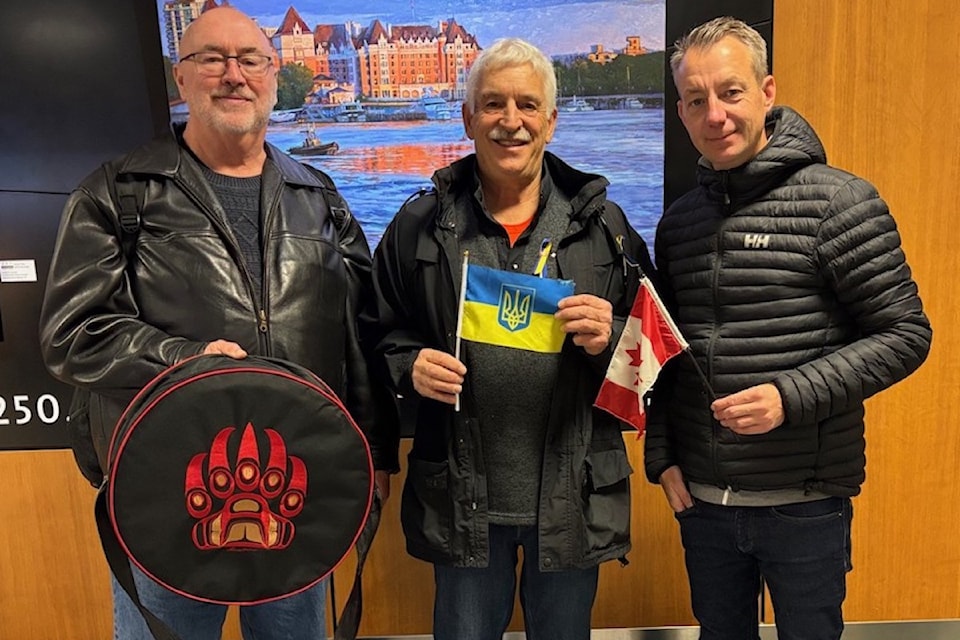 250310ukrainevolunteersdepart