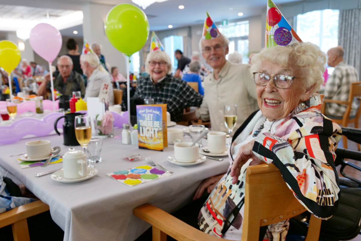 Vancouver Island war bride rings in 101st year with joy, style, and stories to tell