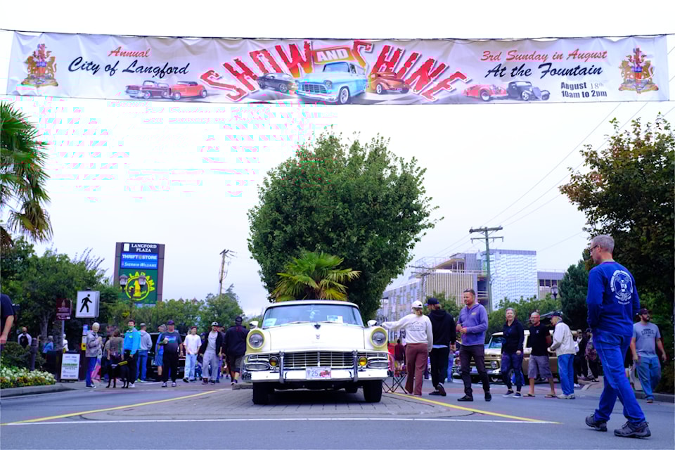 Langford’s annual Show & Shine auto show celebrated its 12th anniversary last Sunday, Aug. 18, 2024. Despite the morning rain, hundreds of visitors strolled up and down Goldstream Avenue. 