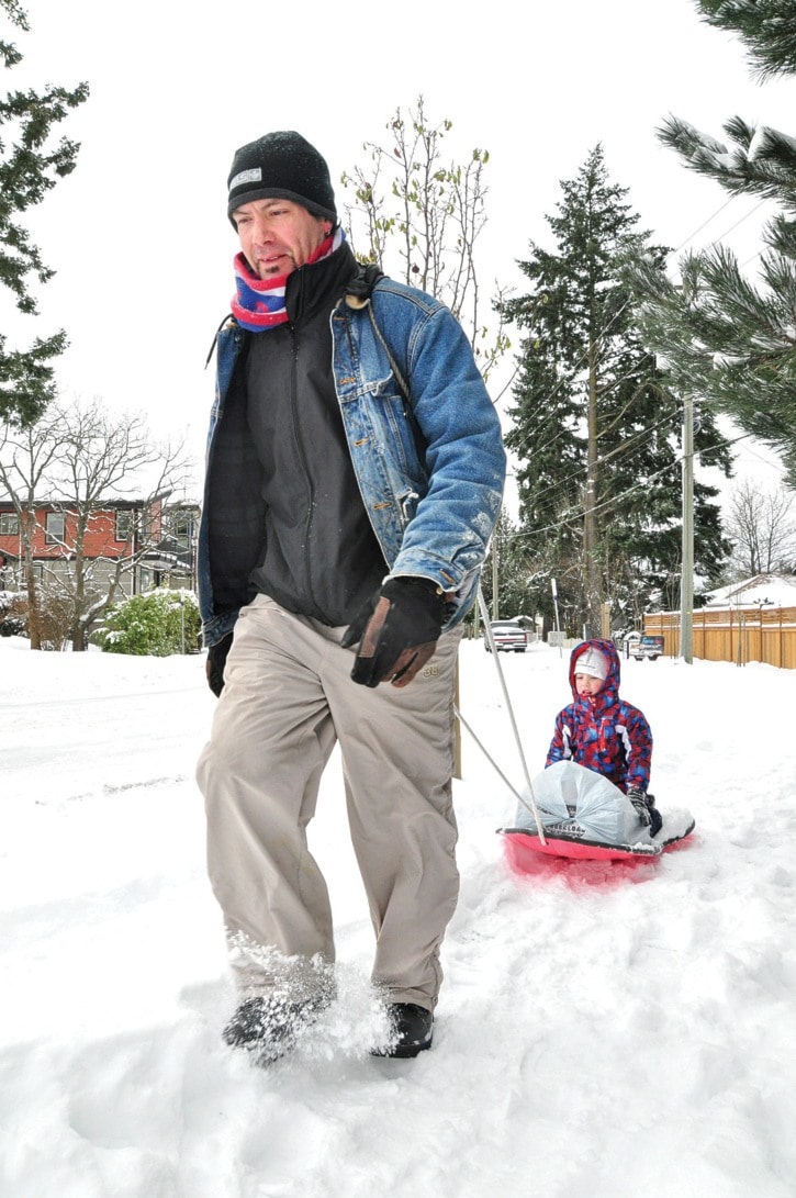 15113goldstreamSnowTow1PJan2012