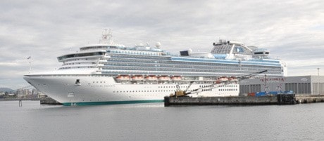 Cruise Ship- Sapphire Princess