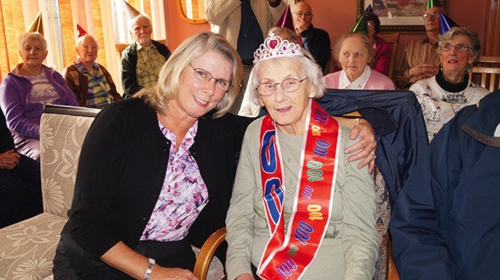 100 birthday lady with Coun. Trace