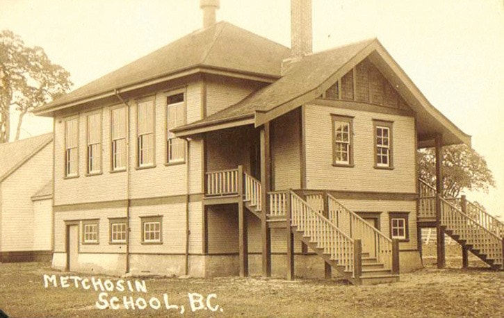 43012goldstreamGNG-OldMetchosinschoolPSept1615