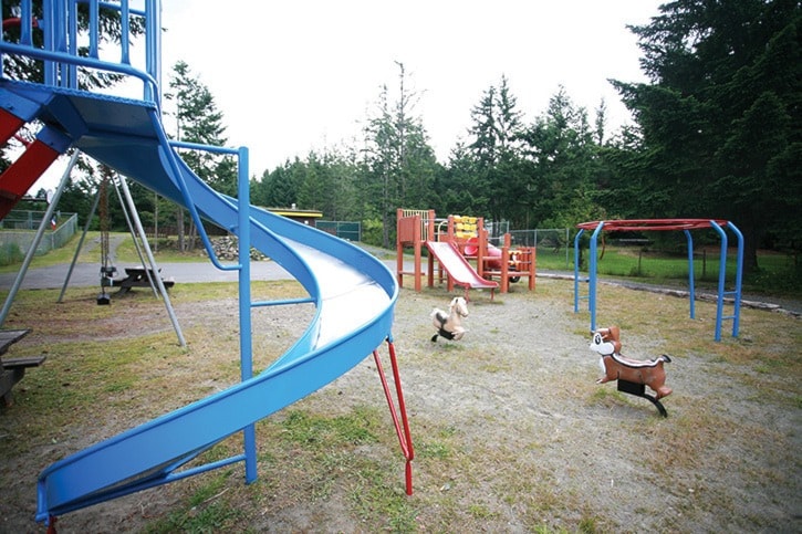 65186goldstreamGNG-PlaygroundFacelift-CHPJuly2113