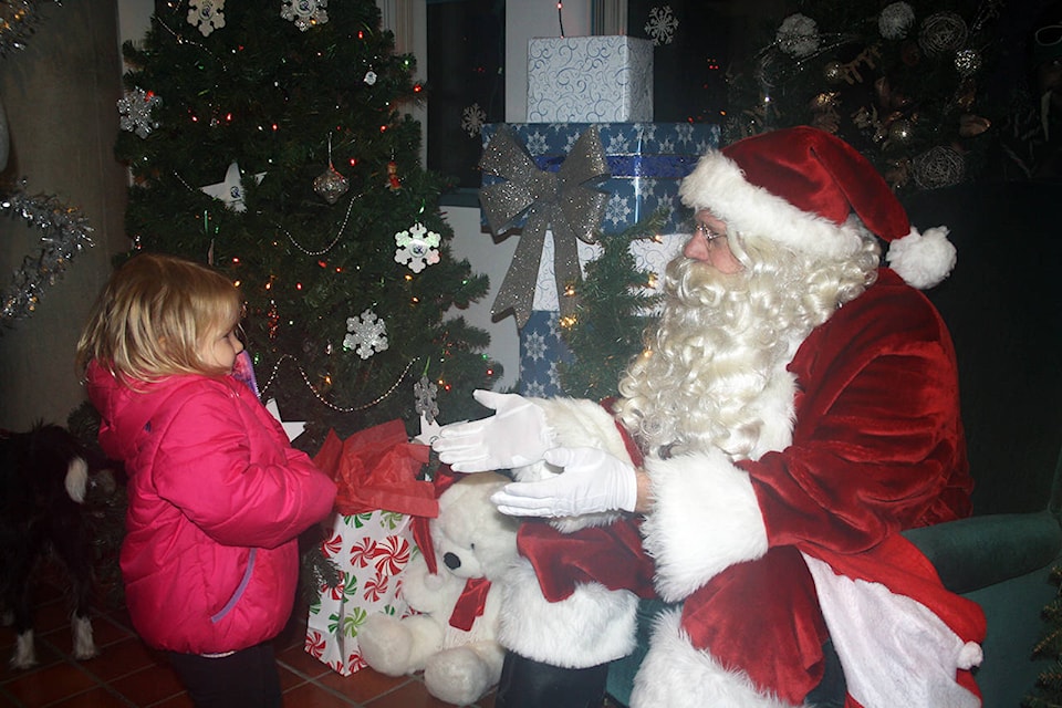 Santa was a special guest at the Colwood Christmas Light Up Wednesday night. (Tim Collins/News Gazette staff)