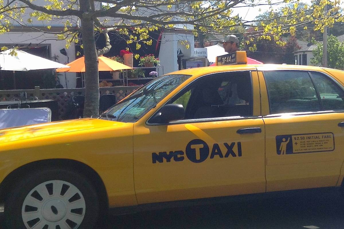 11697347_web1_Taxi_NYC_VictoriaMovie