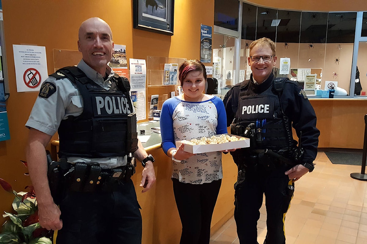 Reader photo: Young Langford girl shows appreciation with cupcakes for ...