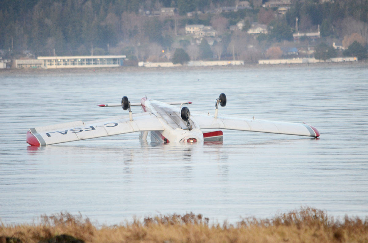 Small plane crash in Comox Valley waters Saturday afternoon - Goldstream  News Gazette