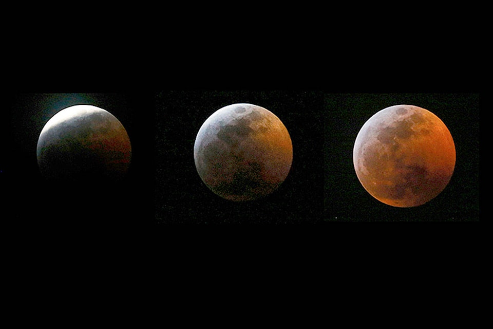 25275168_web1_TSR-Blood-Super-Moon-Eclipse-EDH-190121