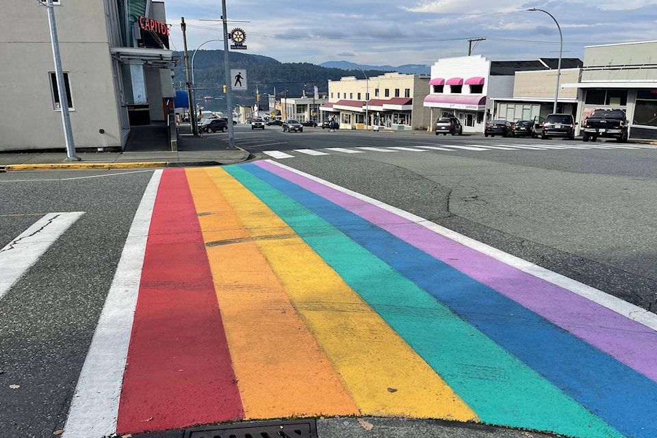 26887156_web1_211027-AVN-RCMP-rainbow-crosswalk-crosswalk_1