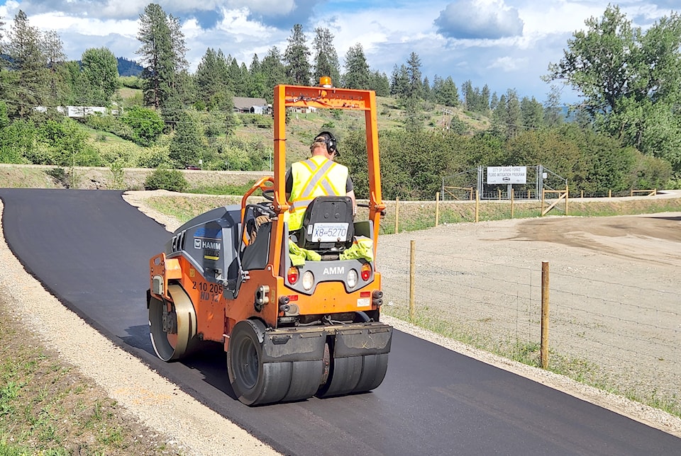 250521-gfg-standup-paving