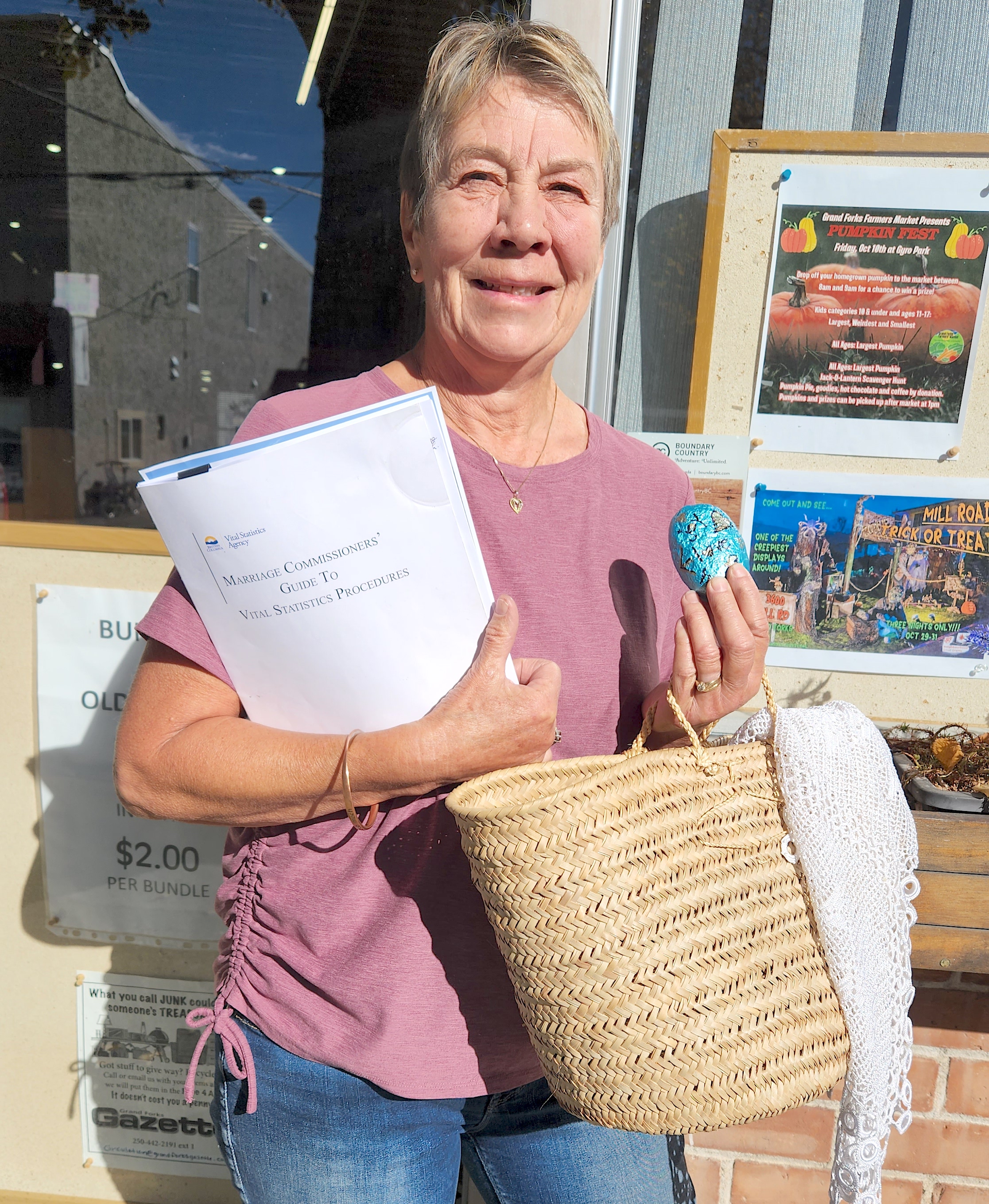 Ties that bind: B.C. marriage commissioner reflects on decade of nuptials