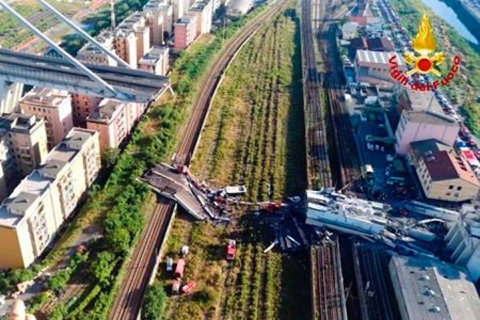 13147089_web1_180815-RDA-Death-toll-hits-39-in-Italy-bridge-collapse-blame-begins_1