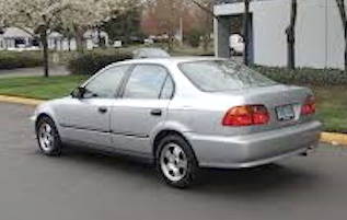 10221191_web1_59933_1999_Honda_civic_4dr_rear