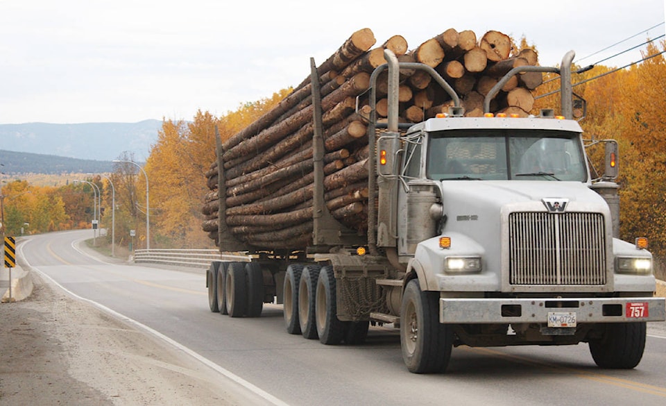 12391614_web1_copy_Logging-truck