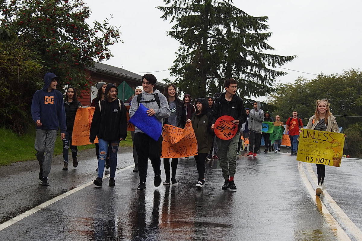 18708380_web1_2019_0925-Climate-Strike-Queen-Charlotte-Students--24-