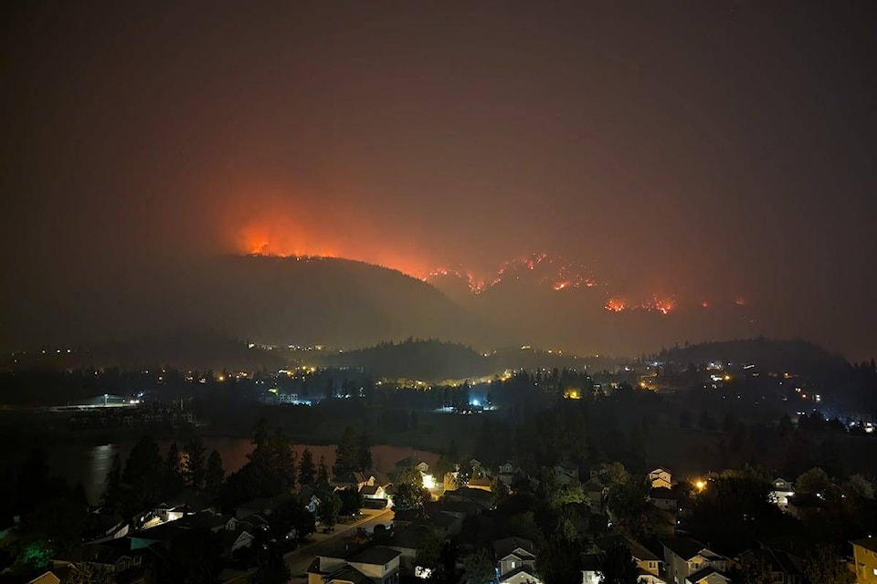 33653676_web1_230820-KCN-mcdougall-fire-sunday_1
