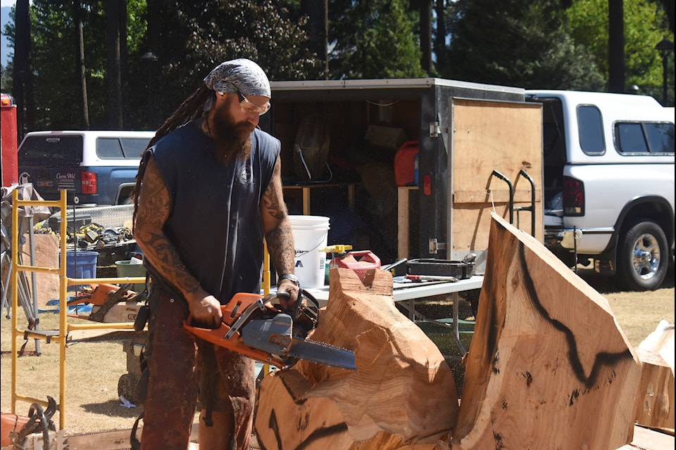 Benji Waretini-Hemara took home third for his horses in the Hope 2023 World Class Chainsaw Carving Competition. 