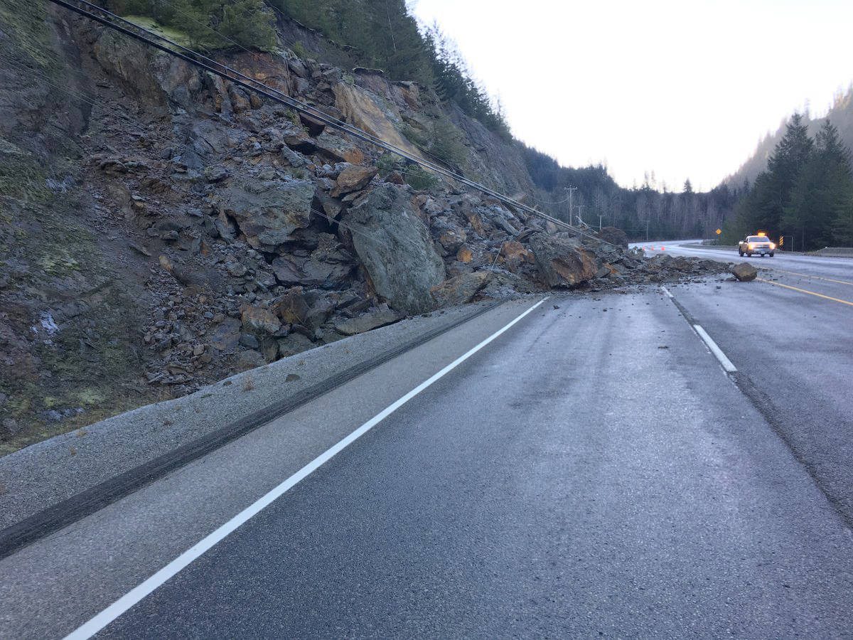 14667281_web1_181206-HSL-Slide-Hwy-3_2