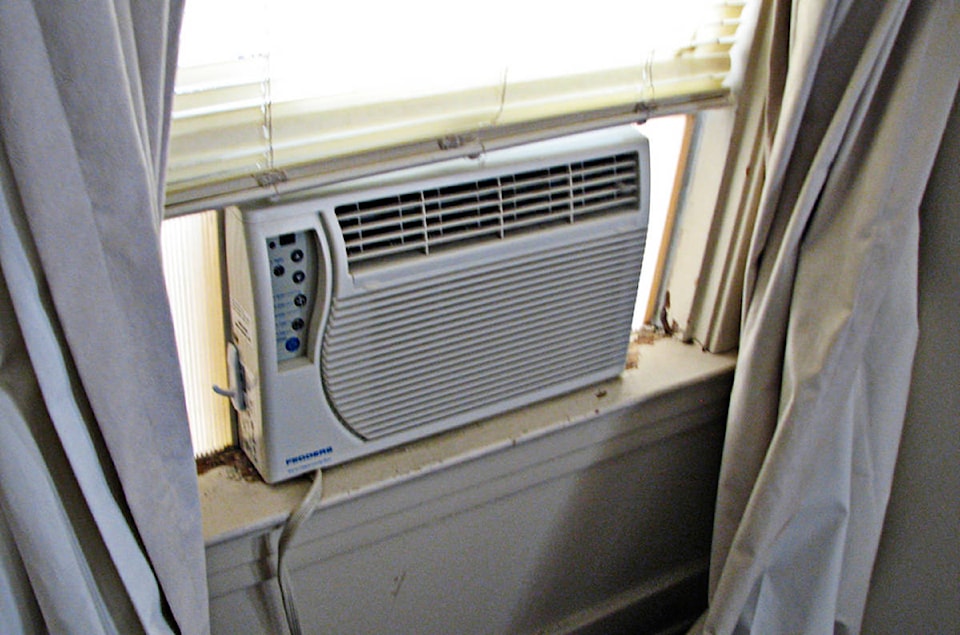 25650810_web1_air-conditioner