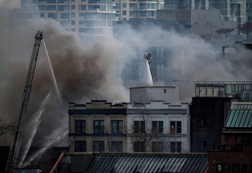 28786956_web1_220413-CPW-housing-144-displaced-Vancouver-fire-gastown_1