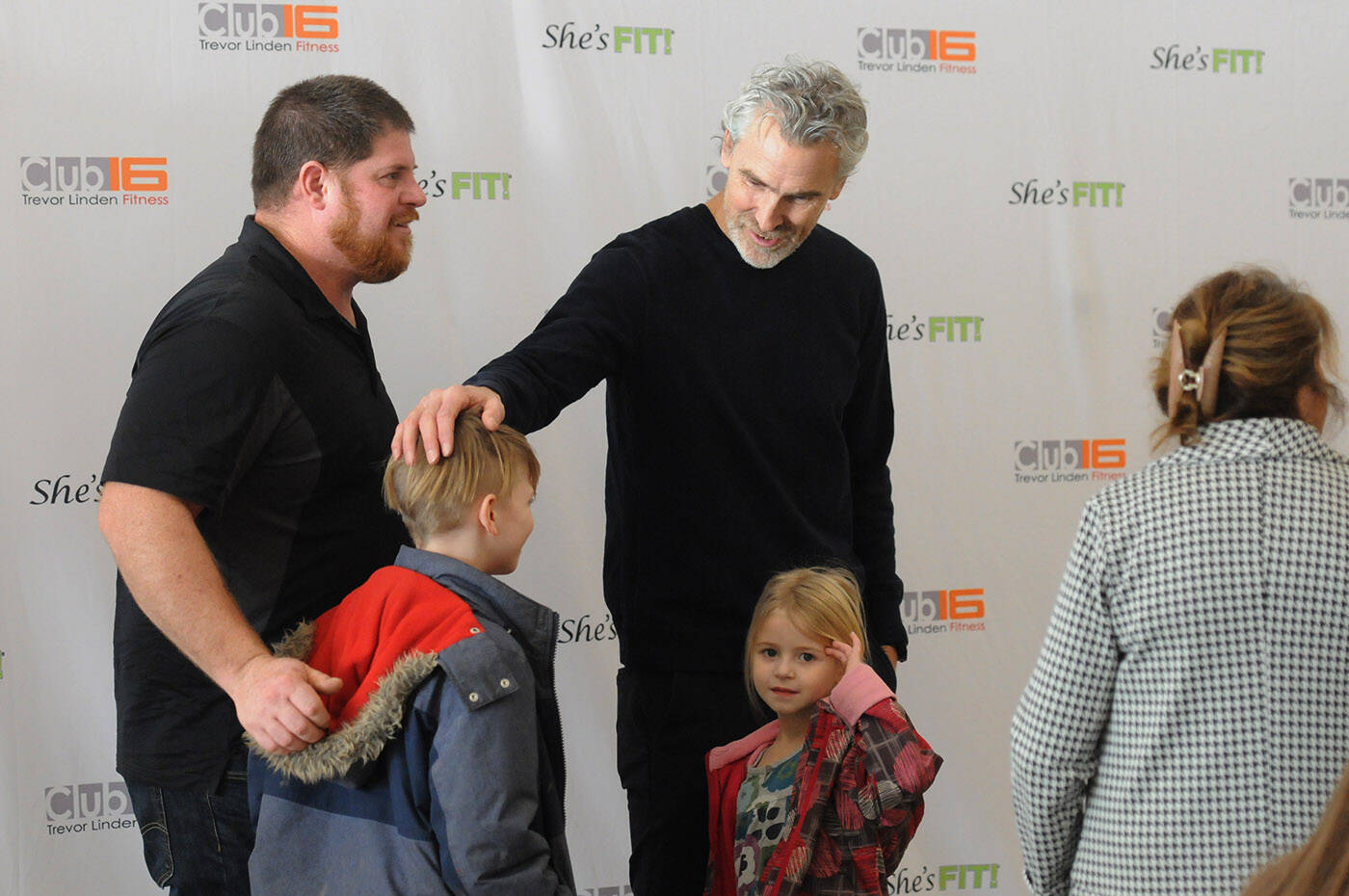 Trevor Linden was in Chilliwack on Saturday, Jan. 14, 2023 meeting locals at a pre-registration event for the newest Club16 Trevor Linden Fitness location at Cottonwood Centre. (Jenna Hauck/ Chilliwack Progress)
