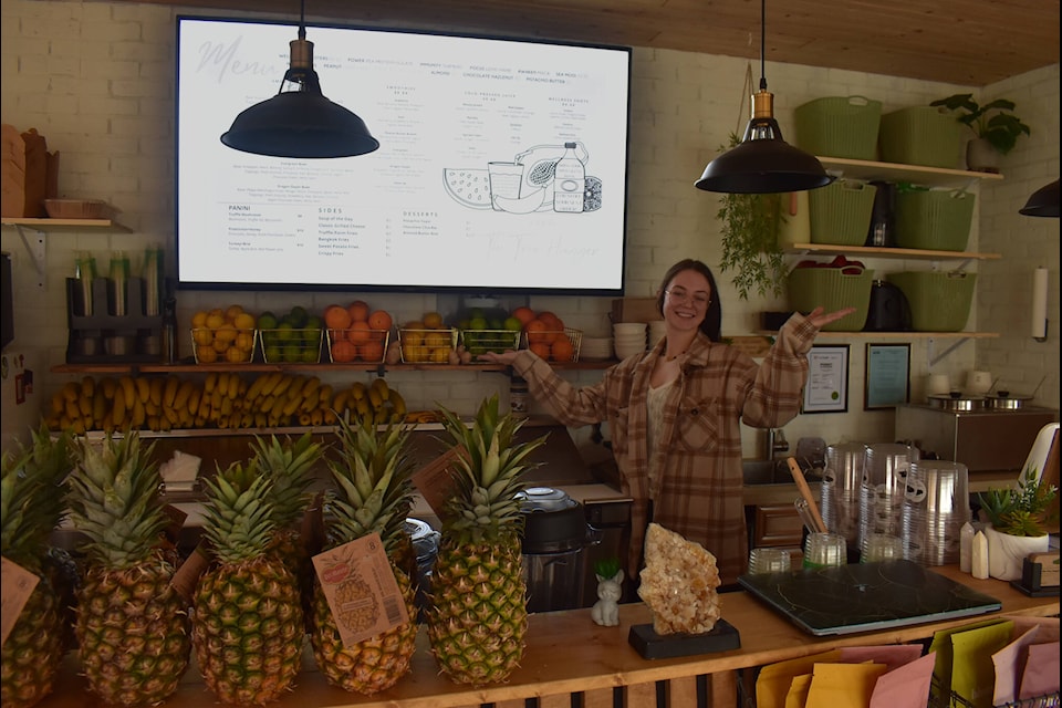 The health restaurant, which just opened, offers smoothies, juices, smoothie bowls, soups, and sandwiches — all fresh and made by hand. It’s owned by couple Dahlia Butty (pictured) and Dominic Adamiec, recent residents of Sunshine Valley. (Kemone Moodley/Hope Standard)