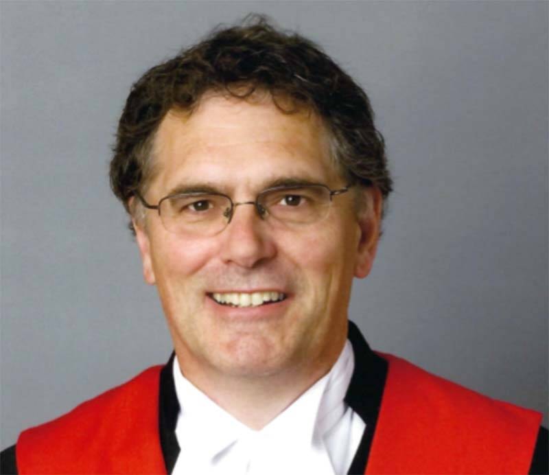 33398801_web1_230723-ABB-obituary-for-judge_2