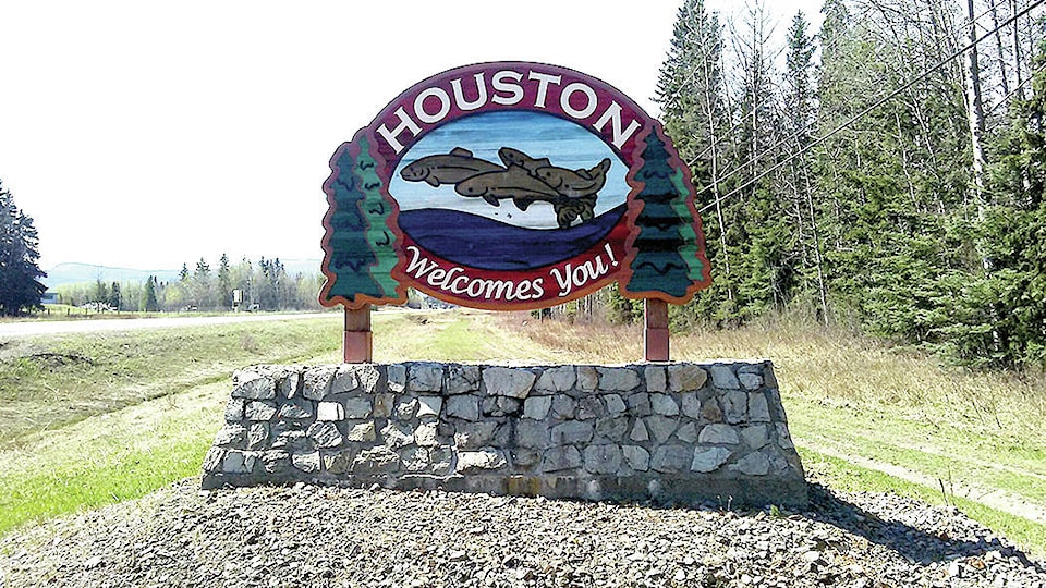 15556187_web1_Houston-welcome-sign