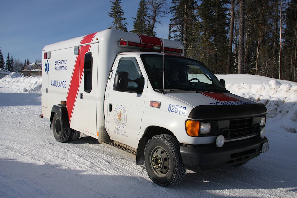 19267015_web1_191114-HTO-ambulance.winter