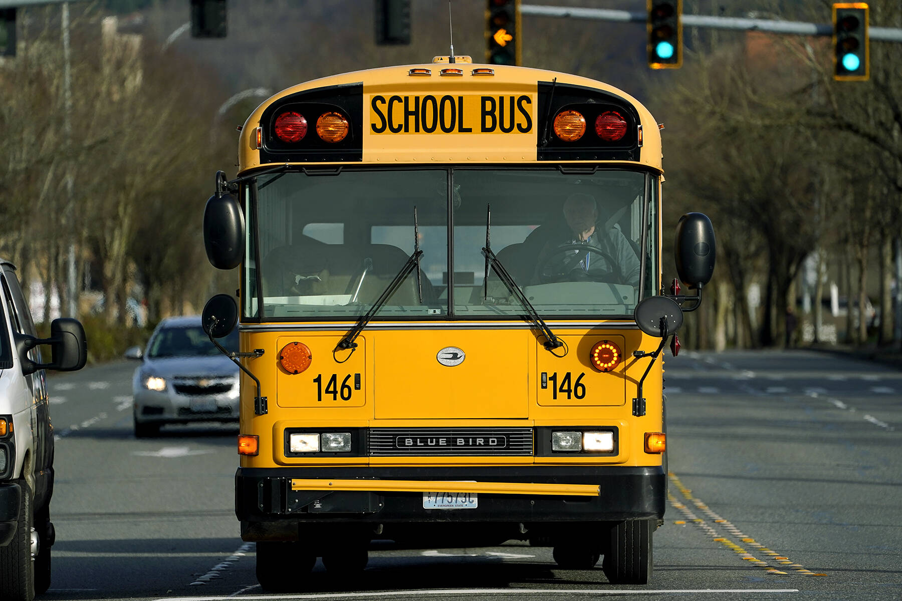 27135473_web1_P-Seattle-Schools-cuts-more-than-100-bus-routes-EDH-211017