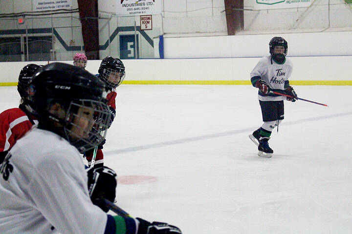 31068389_web1_221123HTOU9-Hockey-Tournament-_4