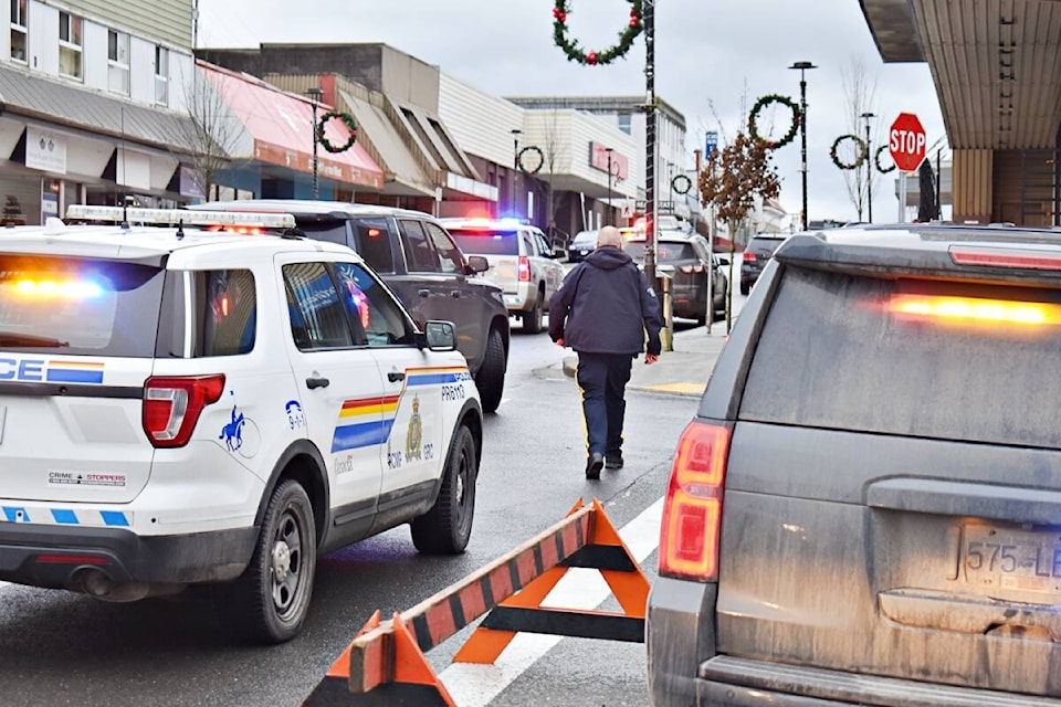 31075404_web1_221201-PRU-Police-incident-Downtown-Rupert-Ocean-Centre-Mall_2