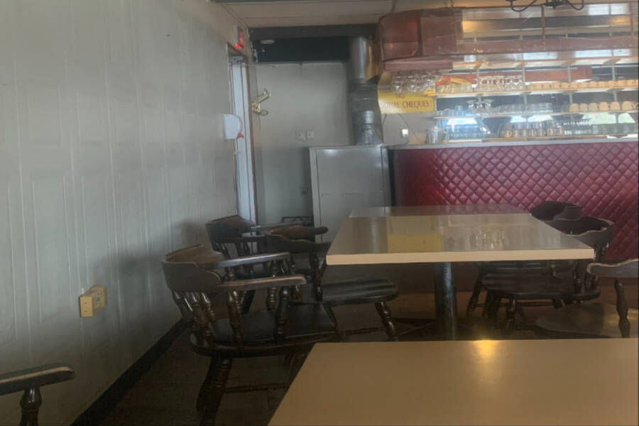 Lee s restaurant deals