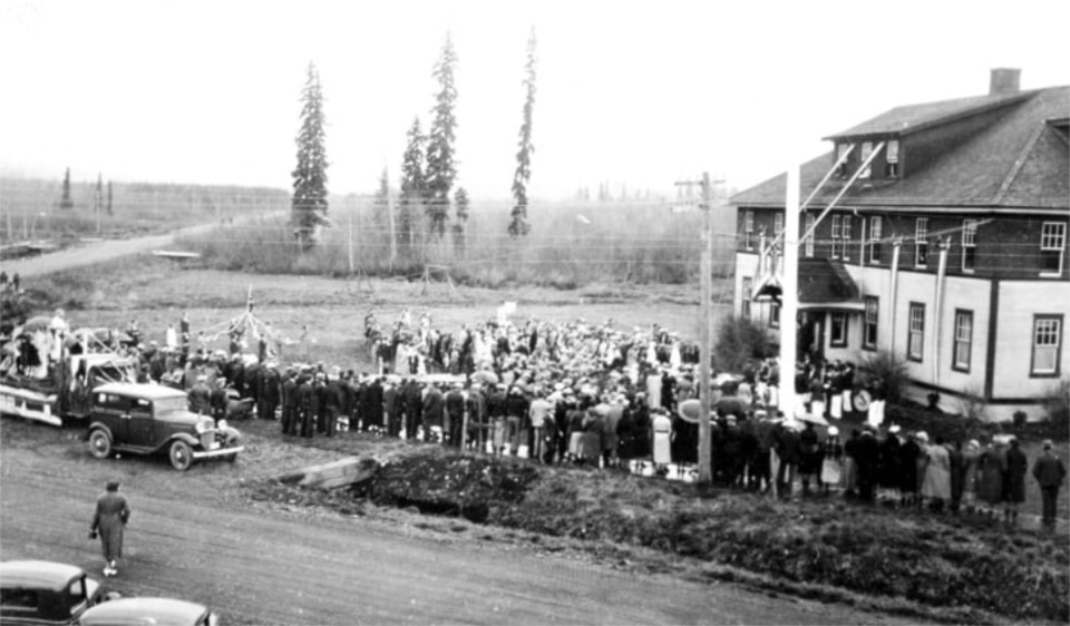 central-park-building-1936