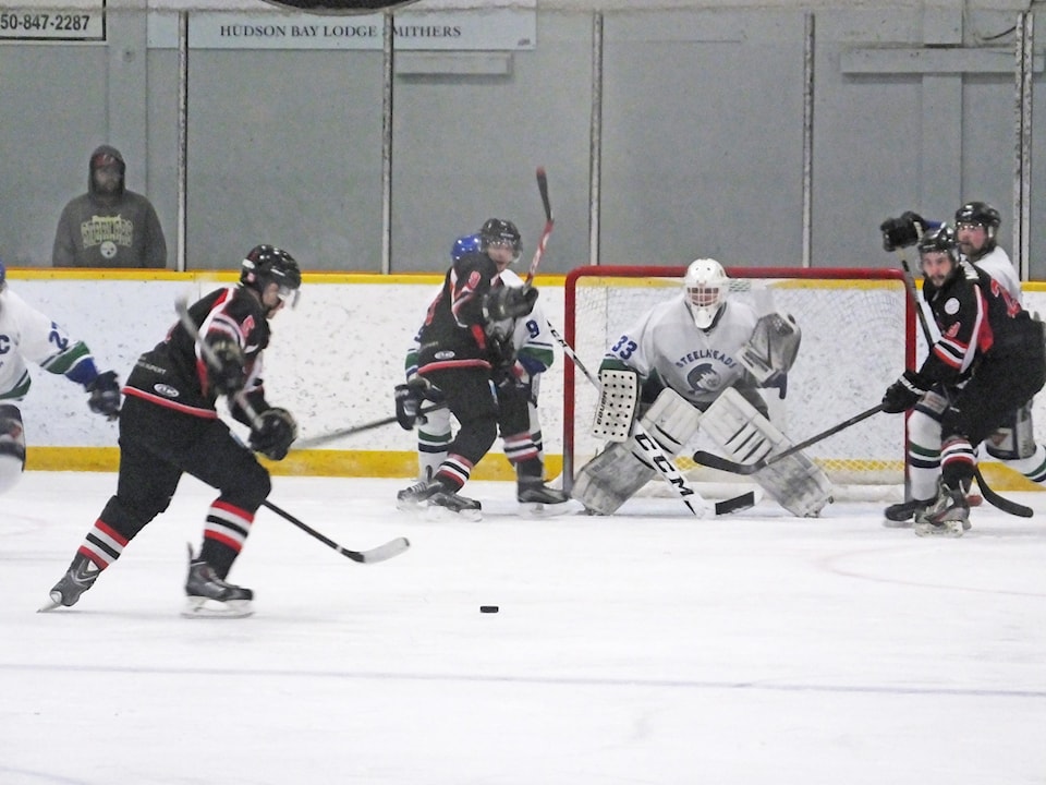 web1_Steelheads-Little-vs-slapshot