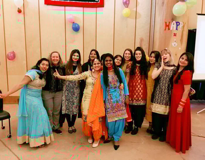 9351283_web1_NWCC-Diwali1