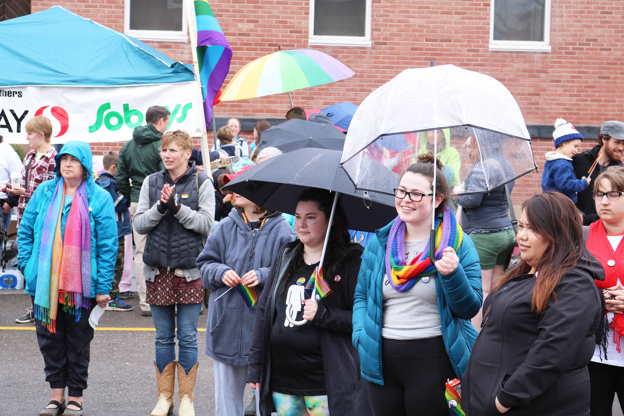 12060025_web1_Smithers-Pride-crowd-1